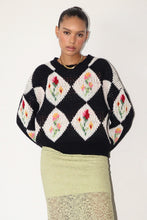 Load image into Gallery viewer, Vintage Feel Floral Sweater
